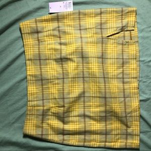 Plaid mini skirt